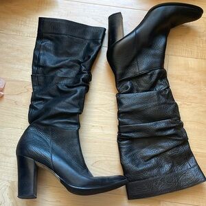 Tahari leather boots 10M